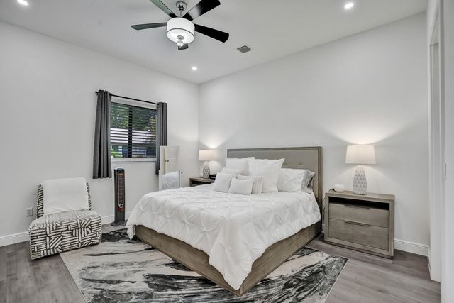 5805 NW 65th Terrace, Parkland, FL 33067