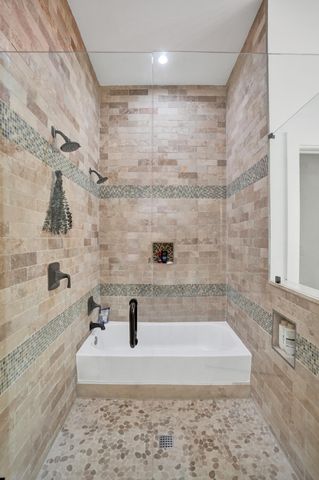 5805 NW 65th Terrace, Parkland, FL 33067