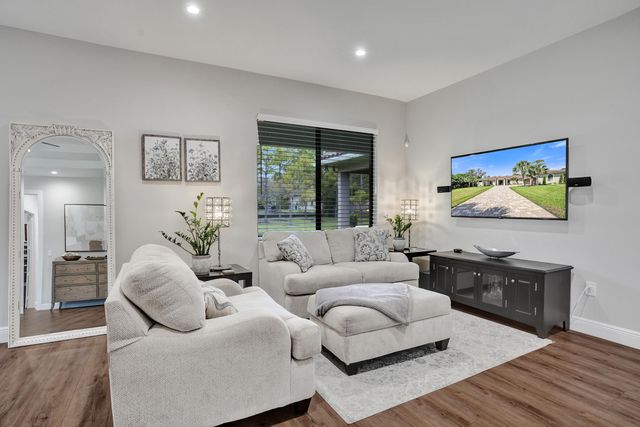 5805 NW 65th Terrace, Parkland, FL 33067