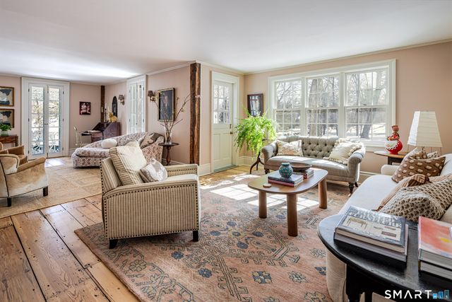 105 White Oak Shade Road, New Canaan, CT 06840