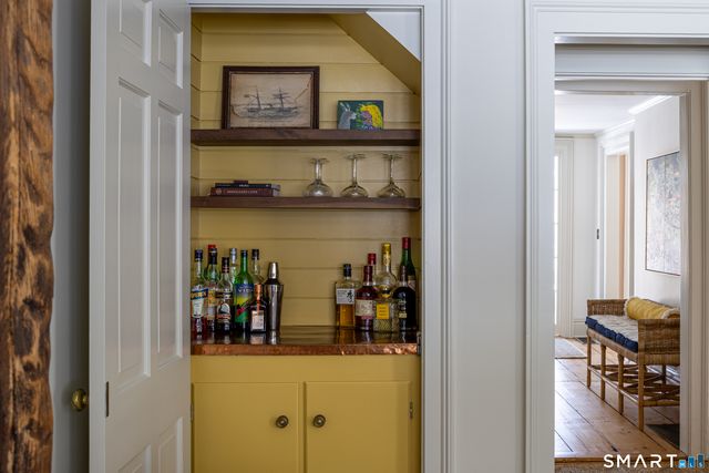 105 White Oak Shade Road, New Canaan, CT 06840