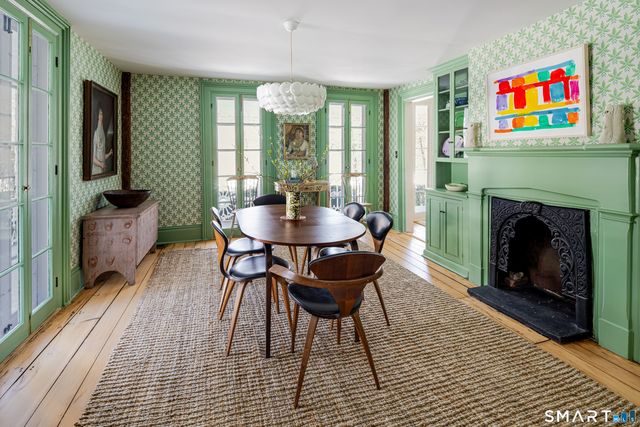 105 White Oak Shade Road, New Canaan, CT 06840