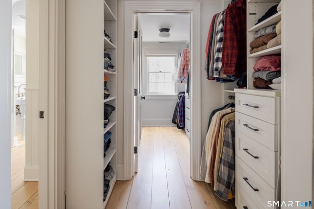 105 White Oak Shade Road, New Canaan, CT 06840