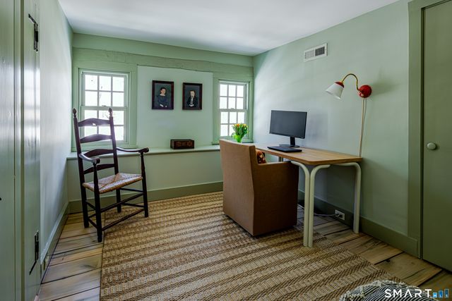 105 White Oak Shade Road, New Canaan, CT 06840