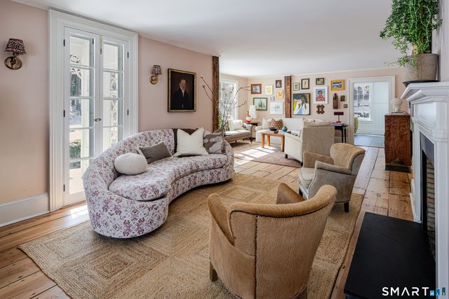 105 White Oak Shade Road, New Canaan, CT 06840