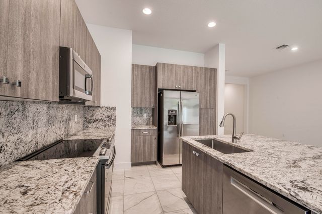4829 Pointe Midtown Road, Palm Beach Gardens, FL 33418