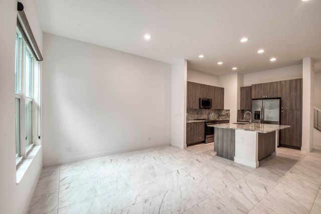 4829 Pointe Midtown Road, Palm Beach Gardens, FL 33418