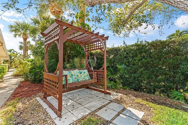 72 Cache Cay Drive, Vero Beach, FL 32963