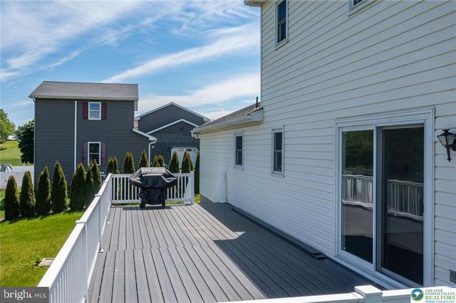206 BLIELE RD, Lenhartsville, PA 19534