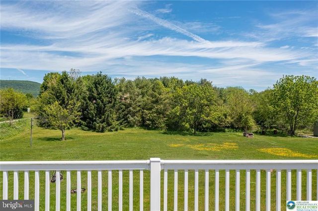 206 BLIELE RD, Lenhartsville, PA 19534