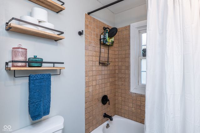 1927 Gerrard Avenue, Speedway, IN 46224