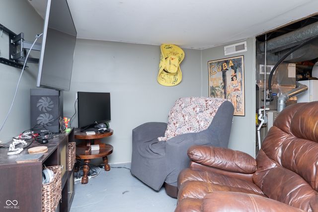 1927 Gerrard Avenue, Speedway, IN 46224