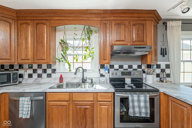 1927 Gerrard Avenue, Speedway, IN 46224