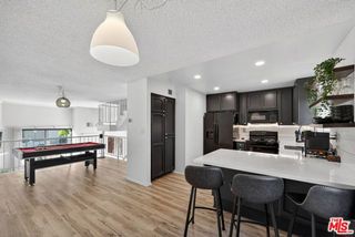 19355 Sherman Way 42, Reseda (los Angeles), CA 91335