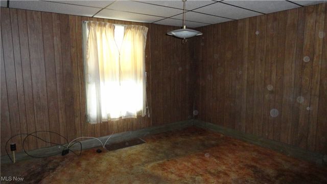 920 Grant Street, Newell, WV 26050