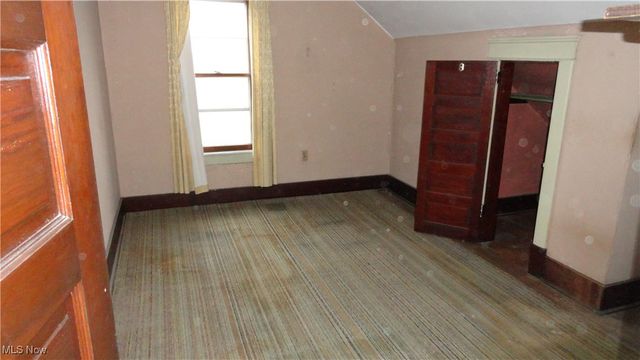 920 Grant Street, Newell, WV 26050