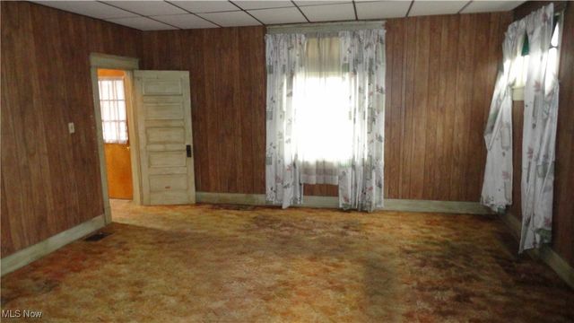 920 Grant Street, Newell, WV 26050