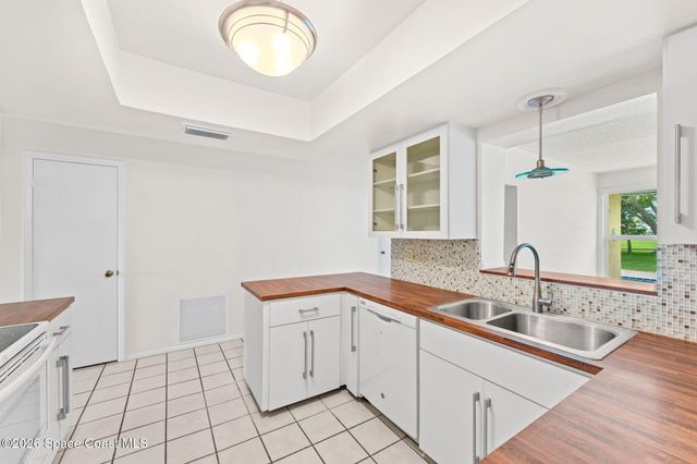 2565 Elm Hurst Street, Merritt Island, FL 32953