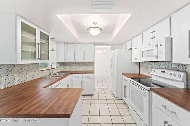 2565 Elm Hurst Street, Merritt Island, FL 32953