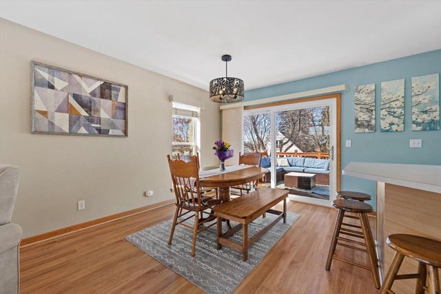 4031 S 89th STREET, Greenfield, WI 53228