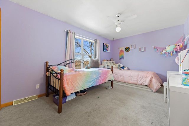 4031 S 89th STREET, Greenfield, WI 53228