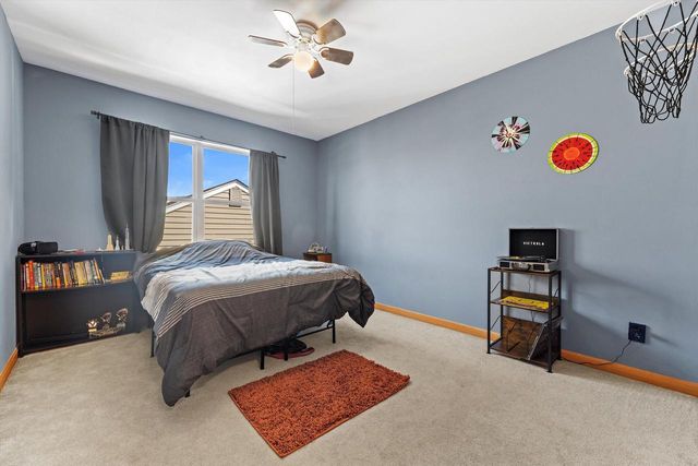 4031 S 89th STREET, Greenfield, WI 53228