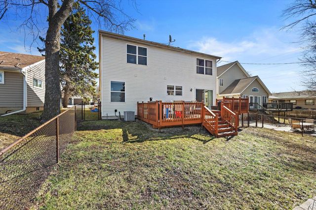 4031 S 89th STREET, Greenfield, WI 53228