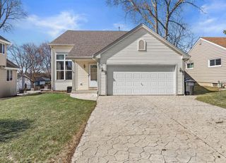 4031 S 89th STREET, Greenfield, WI 53228