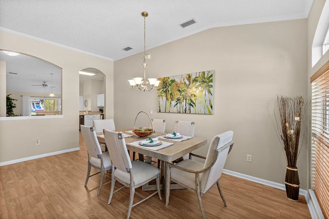 913 Oak Arbor Cir, St Augustine, FL 32084