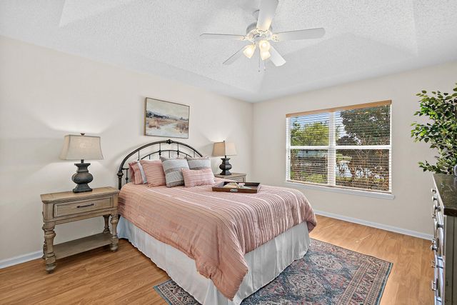 913 Oak Arbor Cir, St Augustine, FL 32084