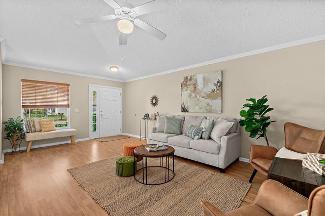 913 Oak Arbor Cir, St Augustine, FL 32084