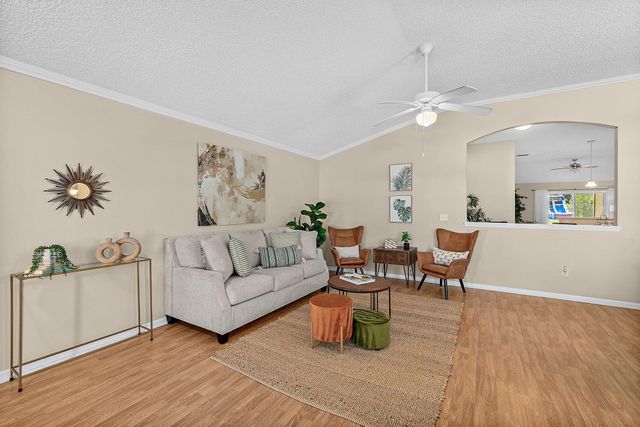 913 Oak Arbor Cir, St Augustine, FL 32084