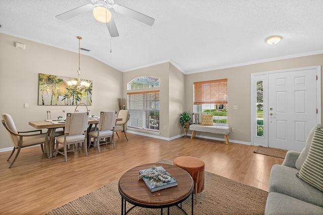 913 Oak Arbor Cir, St Augustine, FL 32084