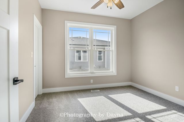 392 White Hawk Way, Manteno, IL 60950