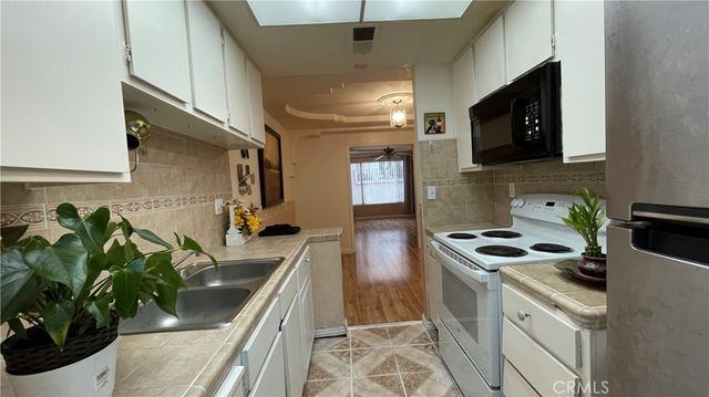 1701 Neil Armstrong 105, Montebello, CA 90640