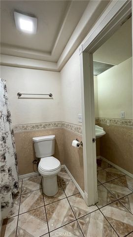 1701 Neil Armstrong 105, Montebello, CA 90640