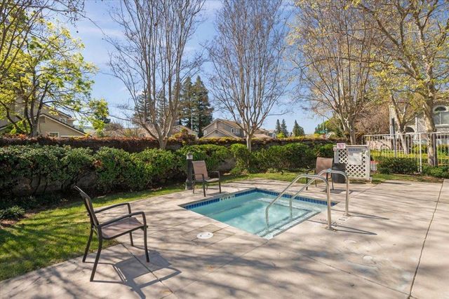 6185 Lavendula Way, San Jose, CA 95119