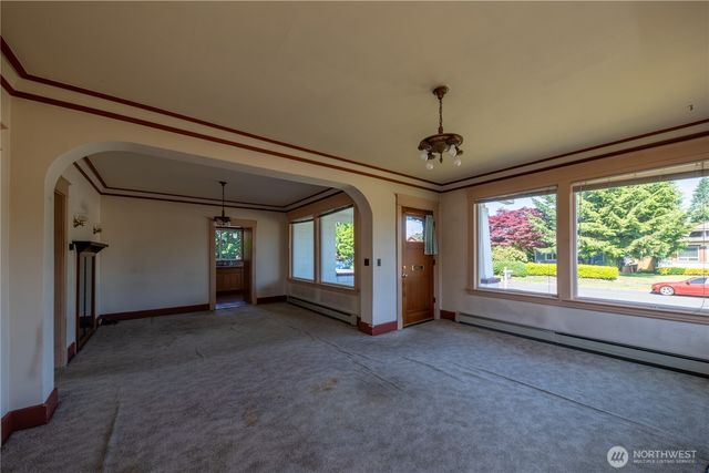 204 S Madison Street, Monroe, WA 98272