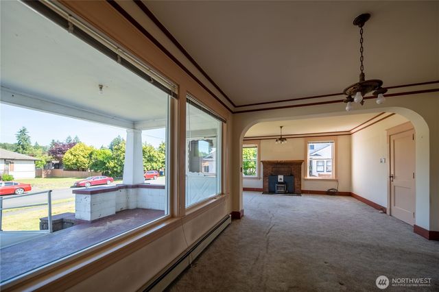204 S Madison Street, Monroe, WA 98272