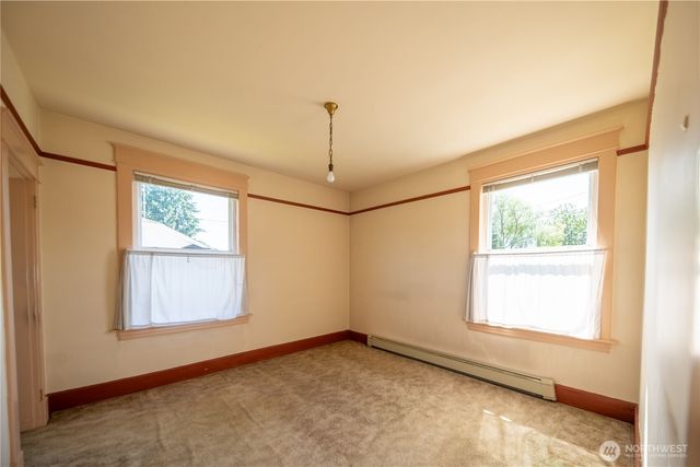 204 S Madison Street, Monroe, WA 98272