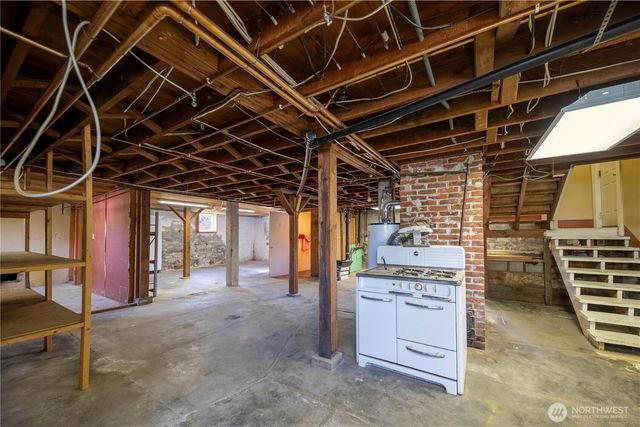 204 S Madison Street, Monroe, WA 98272
