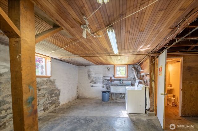 204 S Madison Street, Monroe, WA 98272