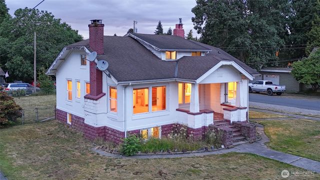 204 S Madison Street, Monroe, WA 98272