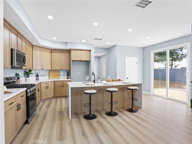 1428 Redwood St., Beaumont, CA 92223