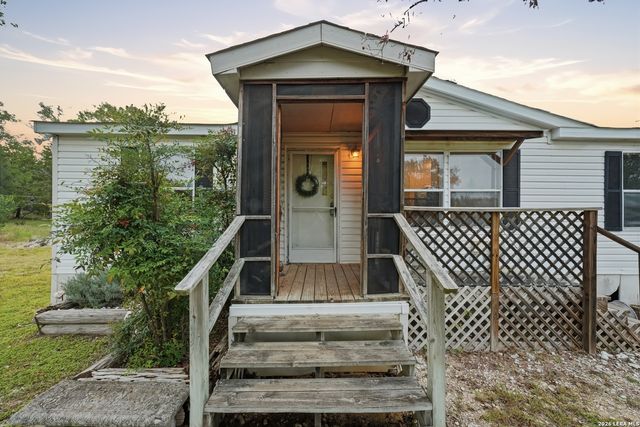 114 RIVER RANCH RD, Boerne, TX 78006