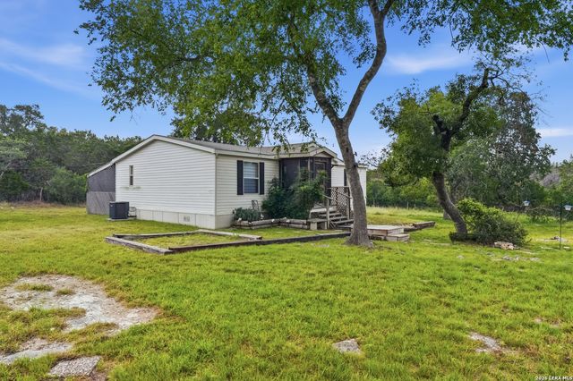 114 RIVER RANCH RD, Boerne, TX 78006
