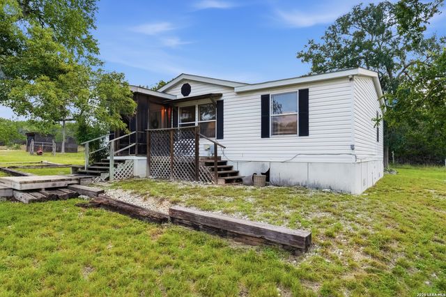 114 RIVER RANCH RD, Boerne, TX 78006