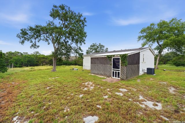 114 RIVER RANCH RD, Boerne, TX 78006