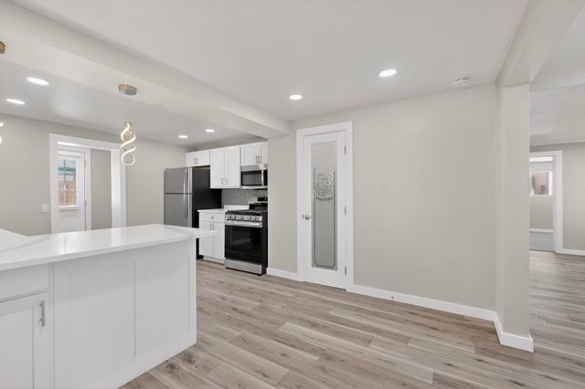 804 Prospect Avenue NW, Albuquerque, NM 87102