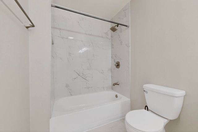 804 Prospect Avenue NW, Albuquerque, NM 87102